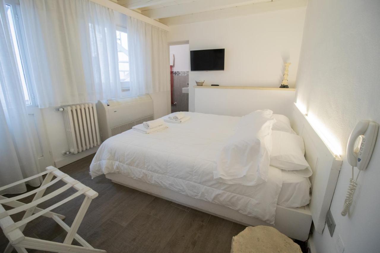 Casa Balmes Bed & Breakfast Lecce Exterior photo
