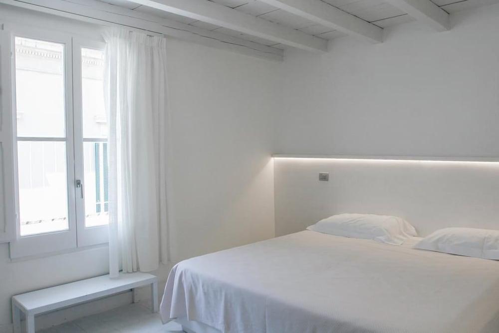 Casa Balmes Bed & Breakfast Lecce Exterior photo